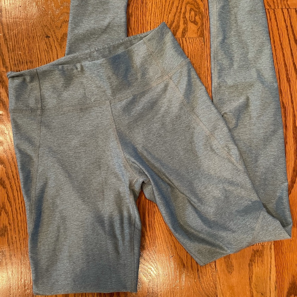 Outdoor voices leggings